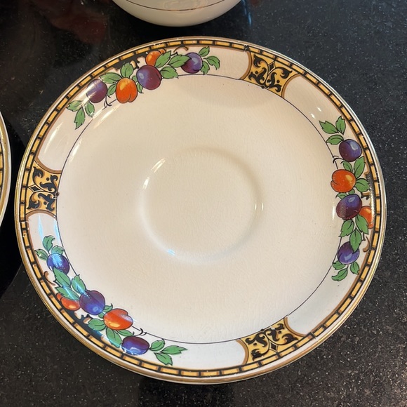 Cup & Saucer - MADDOCK, JOHN & SONS - Pattern is Manchester -Set of 2 - Picture 5 of 16